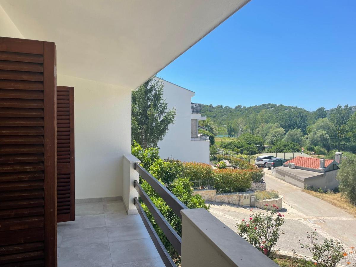 Six Bedroom Holiday Home Matea Ploce  Ngoại thất bức ảnh