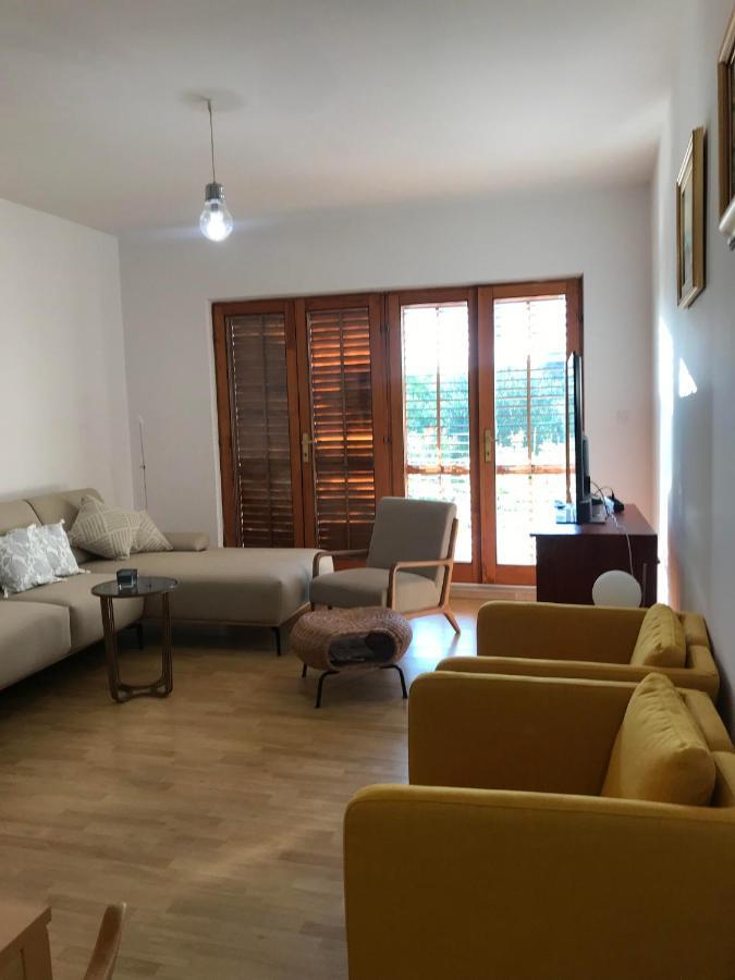 Six Bedroom Holiday Home Matea Ploce  Ngoại thất bức ảnh