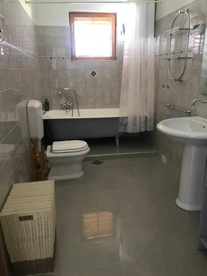 Six Bedroom Holiday Home Matea Ploce  Ngoại thất bức ảnh